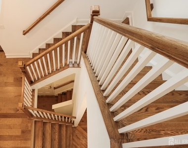 71 Veterans Way - Photo Thumbnail 10