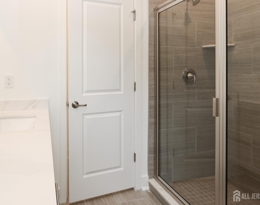 71 Veterans Way - Photo Thumbnail 15