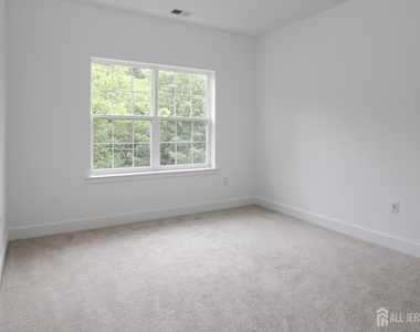 71 Veterans Way - Photo Thumbnail 18