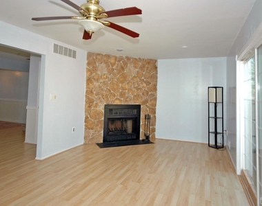 48 Astor Court - Photo Thumbnail 6
