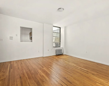451 W 166th Street - Photo Thumbnail 6