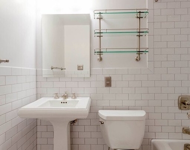 80 Madison Avenue - Photo Thumbnail 3