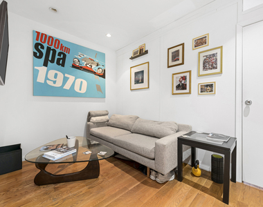 159 Bleecker Street - Photo Thumbnail 8