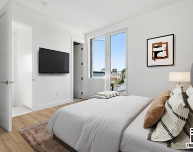 461 Lexington Avenue - Photo Thumbnail 8