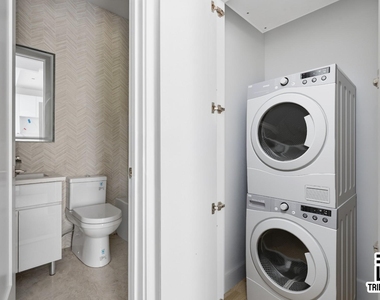461 Lexington Avenue - Photo Thumbnail 5
