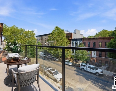 461 Lexington Avenue - Photo Thumbnail 1