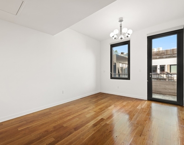54 Noll Street - Photo Thumbnail 5