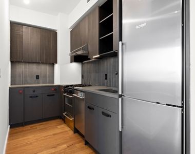 54 Noll Street - Photo Thumbnail 4