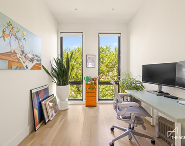 286 Manhattan Avenue - Photo Thumbnail 16