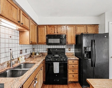 4524 Papillion Court - Photo Thumbnail 6