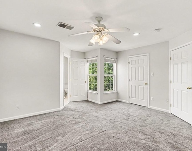 4524 Papillion Court - Photo Thumbnail 20