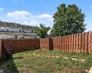 4524 Papillion Court - Photo Thumbnail 32