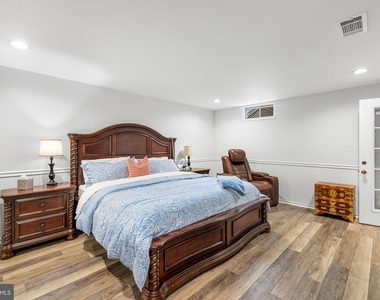 12016 Kingswood Boulevard - Photo Thumbnail 43