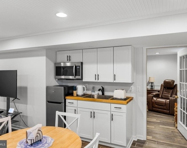 12016 Kingswood Boulevard - Photo Thumbnail 40
