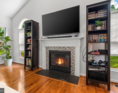 12016 Kingswood Boulevard - Photo Thumbnail 20