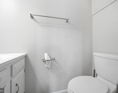 1935 Pohick Creek Court - Photo Thumbnail 23