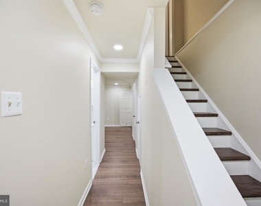 1935 Pohick Creek Court - Photo Thumbnail 28