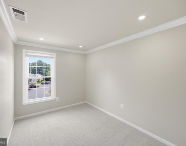1935 Pohick Creek Court - Photo Thumbnail 22