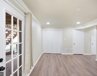 1935 Pohick Creek Court - Photo Thumbnail 31