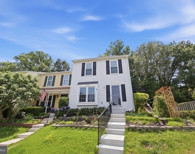 1935 Pohick Creek Court - Photo Thumbnail 5