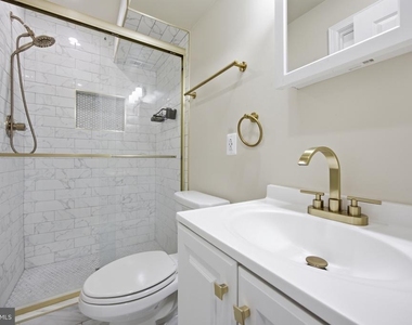 1935 Pohick Creek Court - Photo Thumbnail 25