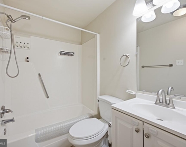 1935 Pohick Creek Court - Photo Thumbnail 26