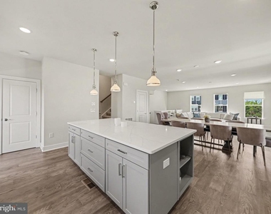 17229 Turnstone Drive - Photo Thumbnail 5