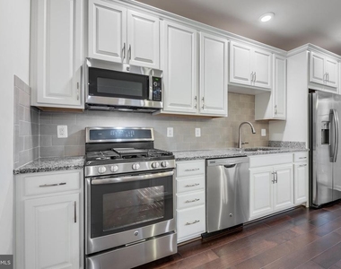 23290 Milltown Knoll Square - Photo Thumbnail 12