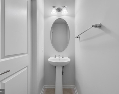 23290 Milltown Knoll Square - Photo Thumbnail 13