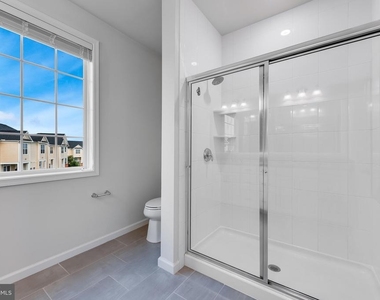 23290 Milltown Knoll Square - Photo Thumbnail 23