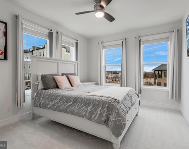 42708 Darala Drive - Photo Thumbnail 21