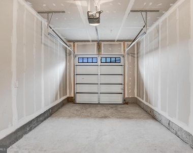 42708 Darala Drive - Photo Thumbnail 25