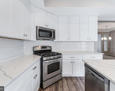 42495 Cortez Terrace - Photo Thumbnail 19