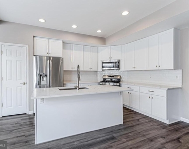 42495 Cortez Terrace - Photo Thumbnail 17