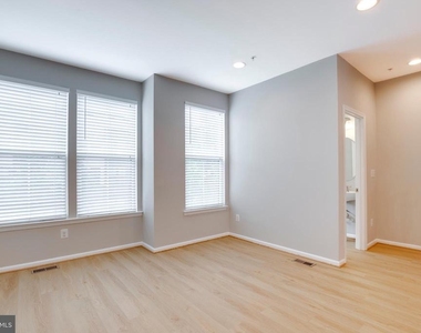 43306 John Michael Terrace - Photo Thumbnail 18