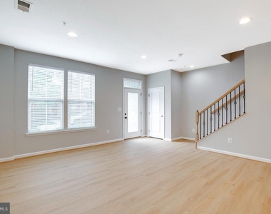 43306 John Michael Terrace - Photo Thumbnail 3