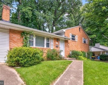 7708 Viceroy Street - Photo Thumbnail 7