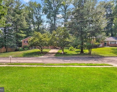 7708 Viceroy Street - Photo Thumbnail 8