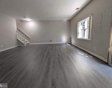 8933 Royal Astor Way - Photo Thumbnail 44