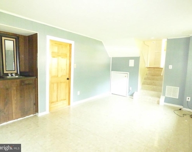 9715 Aspen Hollow Way - Photo Thumbnail 19