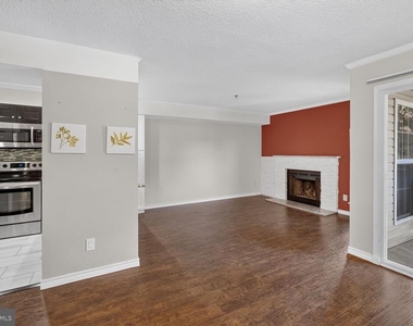 1504 Lincoln Way - Photo Thumbnail 7