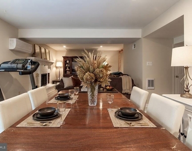 6034 Chesterbrook Road - Photo Thumbnail 5