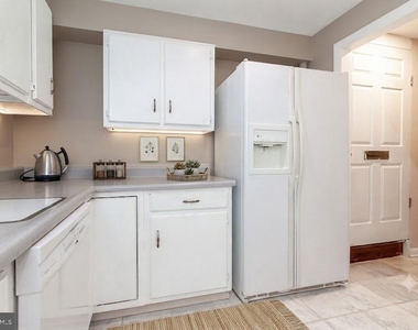 6034 Chesterbrook Road - Photo Thumbnail 29