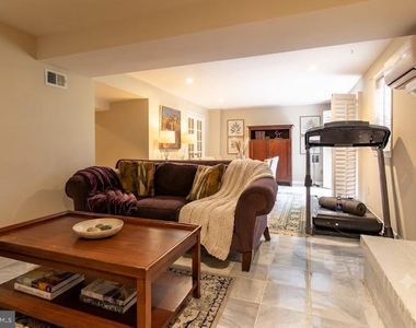6034 Chesterbrook Road - Photo Thumbnail 13