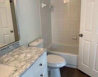 1704 Lake Shore Crest Drive - Photo Thumbnail 14