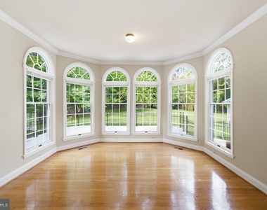 2725 Oldewood Drive - Photo Thumbnail 17