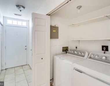 9977 Capperton Drive - Photo Thumbnail 24