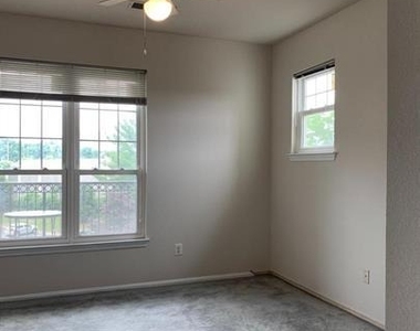 1571 Spring Gate Drive - Photo Thumbnail 18