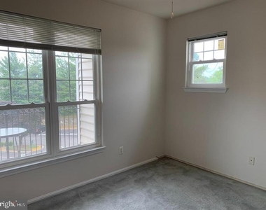 1571 Spring Gate Drive - Photo Thumbnail 19