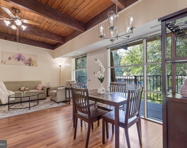 4907 Americana Drive - Photo Thumbnail 4